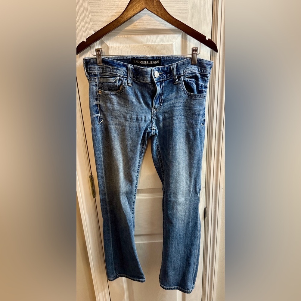 Express Women's Straight Leg Blue Jeans